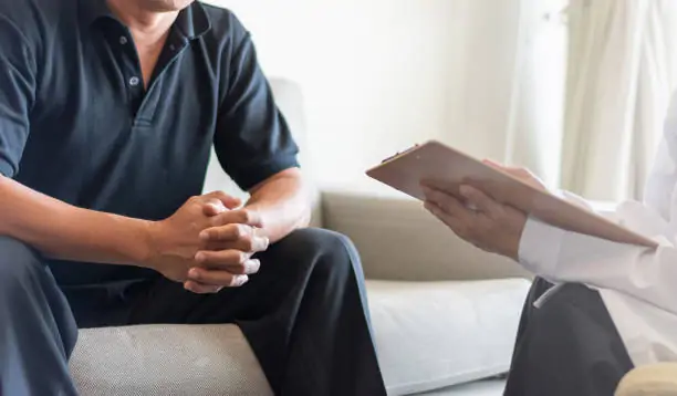 勃起功能障礙怎麼辦？泌尿科醫師詳解最有效的治療方法